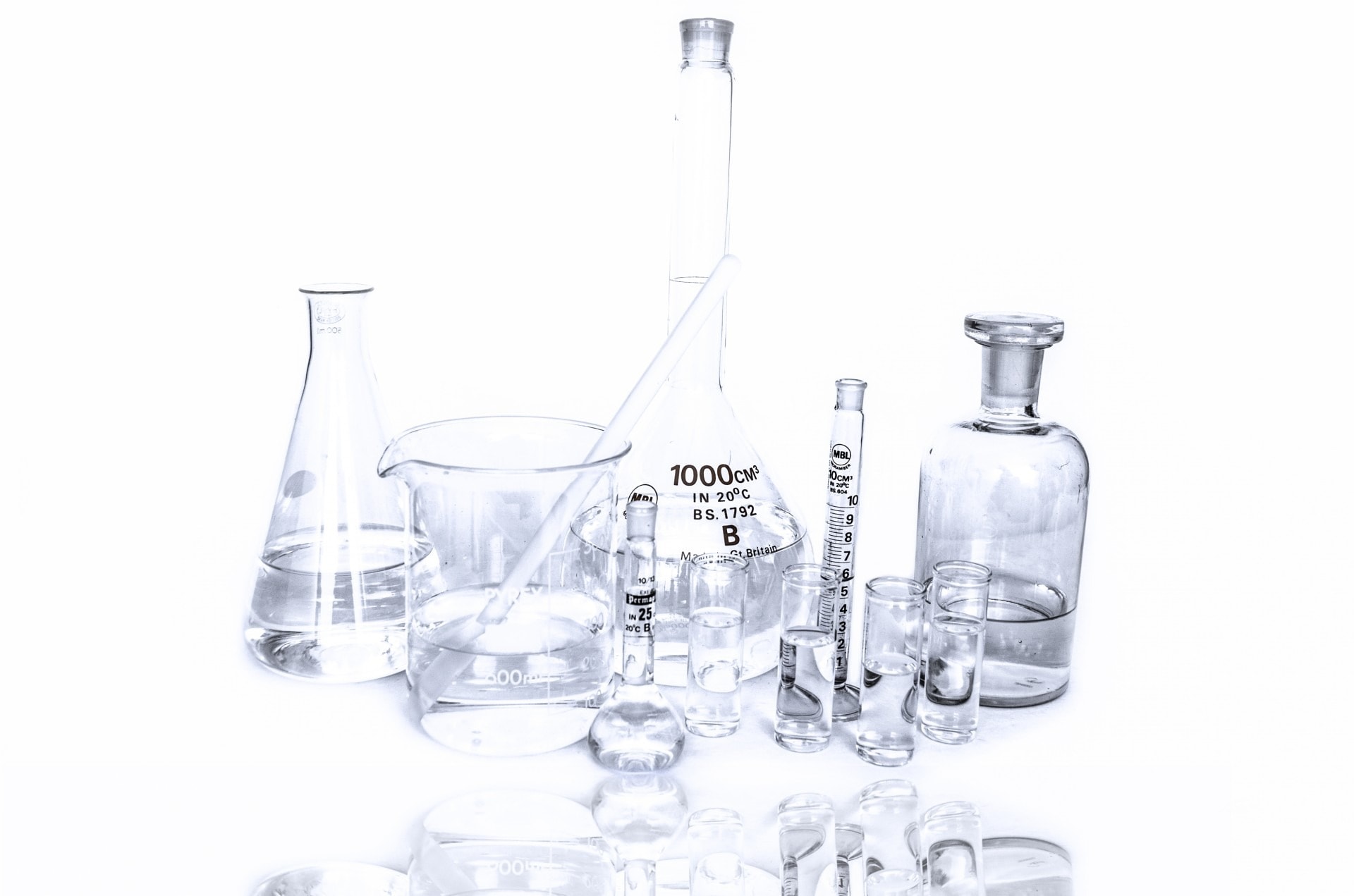 Advanced lab equipment for testing trace elements